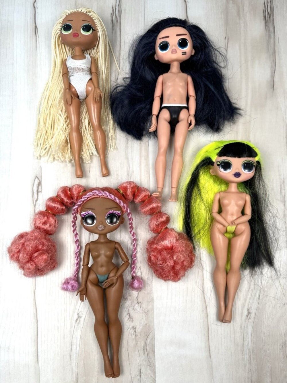 Lot 4 L.O.L. LOL OMG Surprise Fashion Dolls Remix Rocker Bhad Gurl Swag Fashion